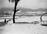 Picture relating to Reid - titled 'Record fall of snow - Reid and Civic Centre from rear AWM site'